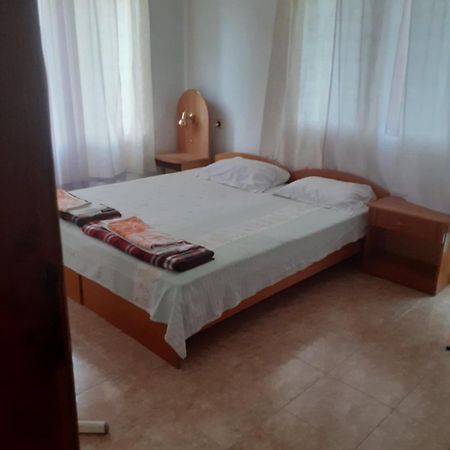 Варвара- Ятрус Apartment ภายนอก รูปภาพ